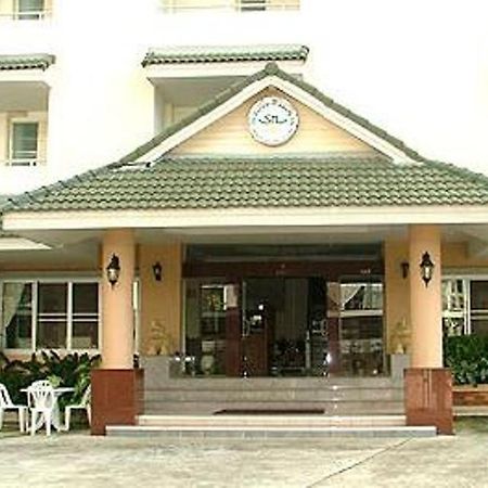 Sa-Nguan Malee Mansion Hotell Chiang Mai Exteriör bild