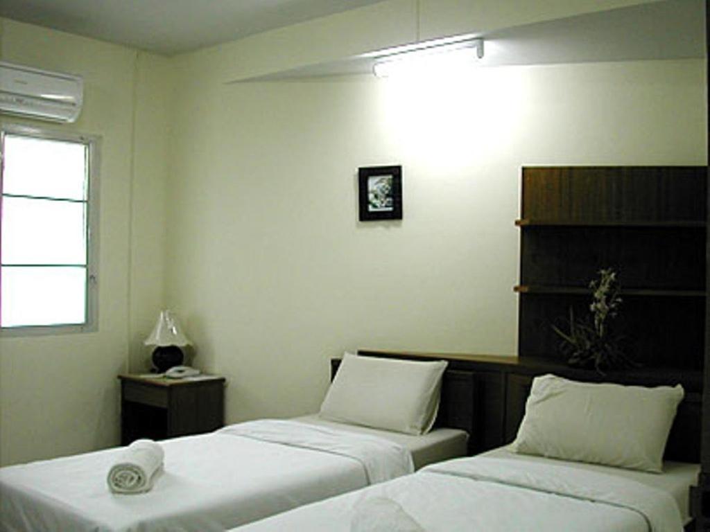 Sa-Nguan Malee Mansion Hotell Chiang Mai Rum bild