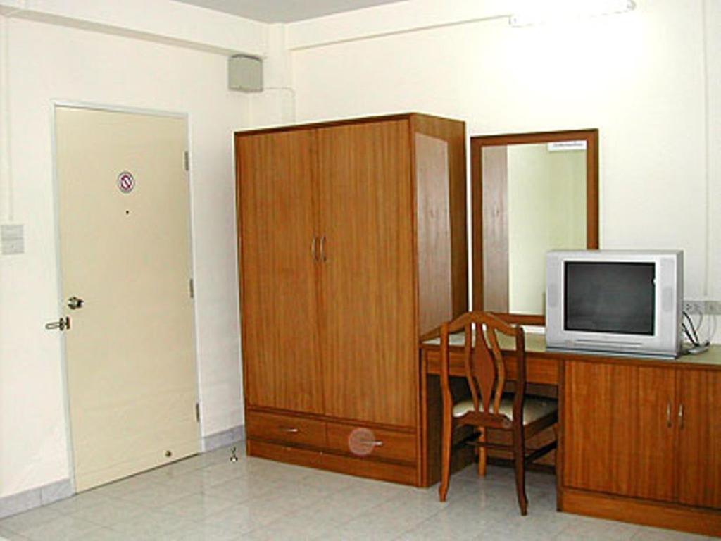 Sa-Nguan Malee Mansion Hotell Chiang Mai Rum bild